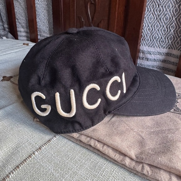 🔥Gucci / LOVED Hat Size 58cm (Medium) - EXCELLENT CONDITION - Picture 5 of 9